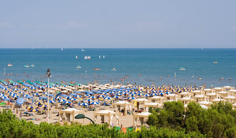 beach in lignano